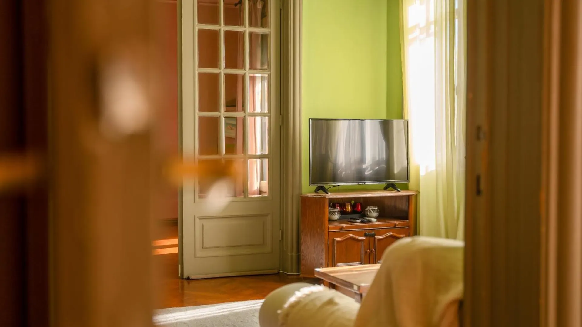 Charming Vintage Apartment Bukurešť